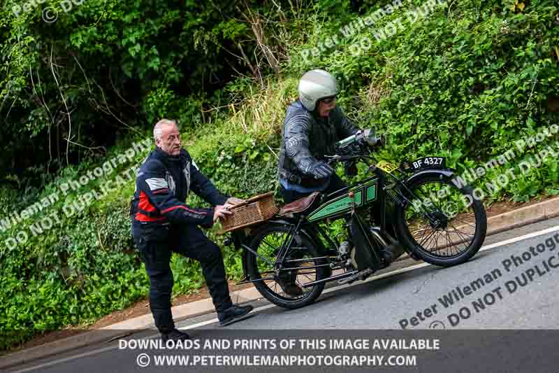 Vintage motorcycle club;eventdigitalimages;no limits trackdays;peter wileman photography;vintage motocycles;vmcc banbury run photographs